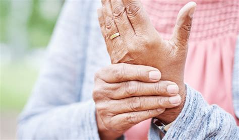 Cum să tratați artrită reumatoidă la domiciliu